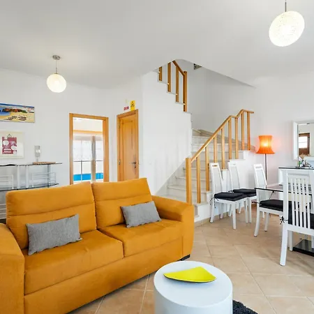 73 - Casa Palmeiras Ferrel (Leiria)
